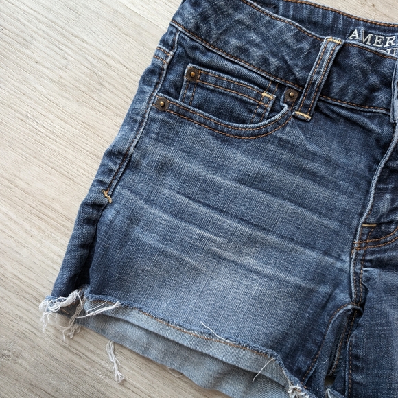 American Eagle Outfitters Blue Denim Super Stretch Shorts Hot Pants US Size 0 - Picture 6 of 10